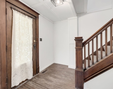 310 Godfrey Avenue - Photo Thumbnail 2