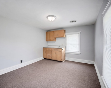 310 Godfrey Avenue - Photo Thumbnail 15
