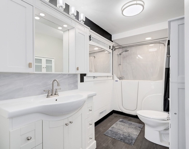310 Godfrey Avenue - Photo Thumbnail 11