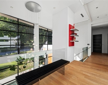 937 Berkshire Road Ne - Photo Thumbnail 36