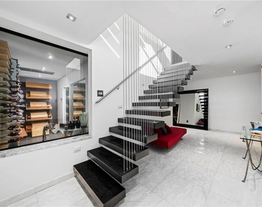 937 Berkshire Road Ne - Photo Thumbnail 53