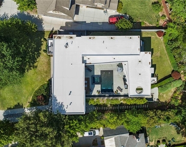 937 Berkshire Road Ne - Photo Thumbnail 63