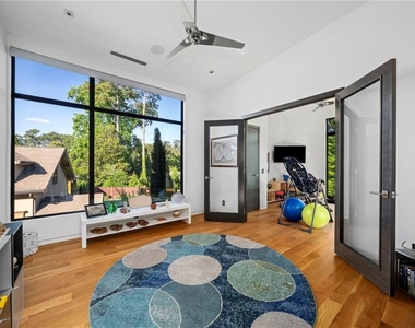 937 Berkshire Road Ne - Photo Thumbnail 51