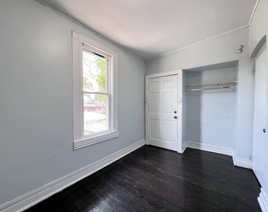 8856 S Lowe Avenue - Photo Thumbnail 30