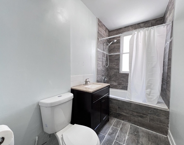 8856 S Lowe Avenue - Photo Thumbnail 15