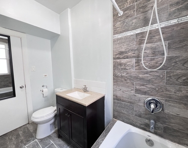 8856 S Lowe Avenue - Photo Thumbnail 17