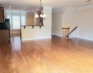5201 Wellsley Bend - Photo Thumbnail 3
