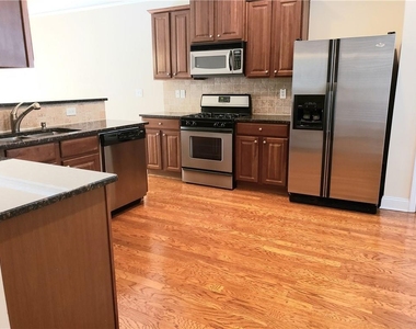 5201 Wellsley Bend - Photo Thumbnail 9