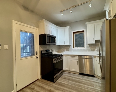6143 S Major Avenue - Photo Thumbnail 7