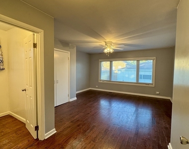 6143 S Major Avenue - Photo Thumbnail 14
