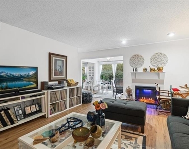 115 Fair Haven Way Se - Photo Thumbnail 1