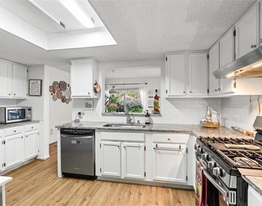 115 Fair Haven Way Se - Photo Thumbnail 13