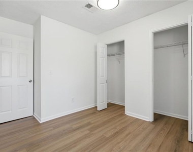 129 Sandalwood Cir - Photo Thumbnail 20