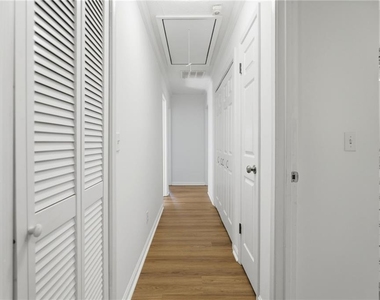 129 Sandalwood Cir - Photo Thumbnail 16