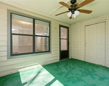 129 Sandalwood Cir - Photo Thumbnail 32