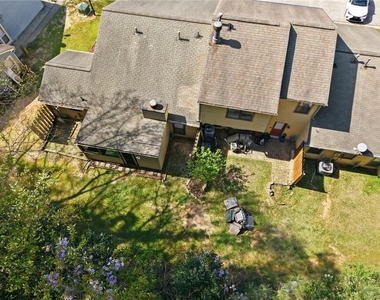 129 Sandalwood Cir - Photo Thumbnail 3