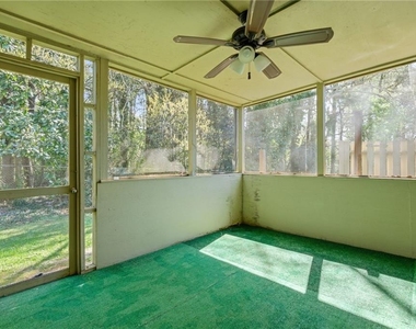129 Sandalwood Cir - Photo Thumbnail 27