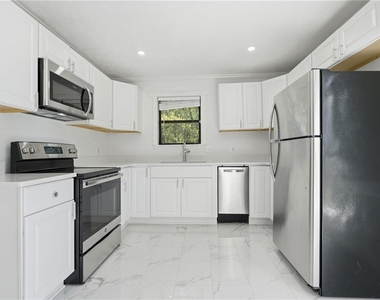 129 Sandalwood Cir - Photo Thumbnail 33