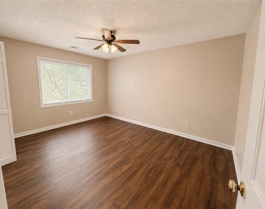 5065 Sand Wedge Circle Nw - Photo Thumbnail 9