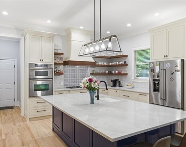 1247 Manor Oaks Court - Photo Thumbnail 24