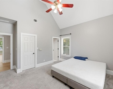 1247 Manor Oaks Court - Photo Thumbnail 48