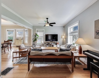 36 E Touhy Avenue - Photo Thumbnail 3