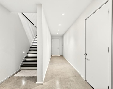 292 9th Street Ne - Photo Thumbnail 69