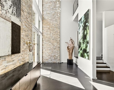 292 9th Street Ne - Photo Thumbnail 12