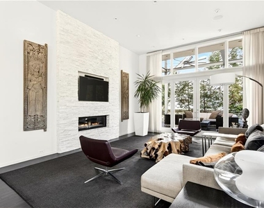 292 9th Street Ne - Photo Thumbnail 27