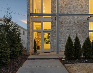 292 9th Street Ne - Photo Thumbnail 10