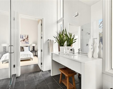 292 9th Street Ne - Photo Thumbnail 57