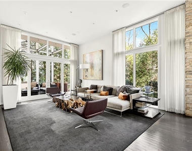 292 9th Street Ne - Photo Thumbnail 3