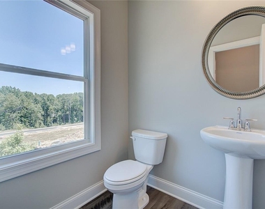 1095 Knoxboro Lane - Photo Thumbnail 18