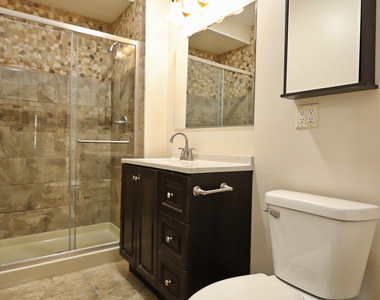416 1/2 W Jackson Street - Photo Thumbnail 20