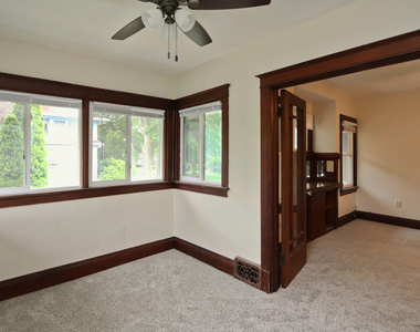 416 1/2 W Jackson Street - Photo Thumbnail 14