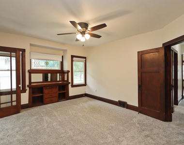 416 1/2 W Jackson Street - Photo Thumbnail 9