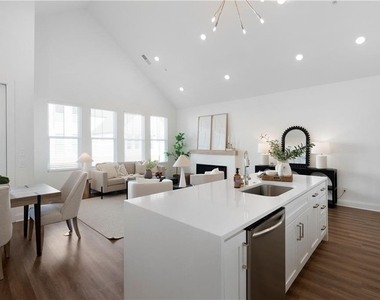 308 Chardonnay Way - Photo Thumbnail 16
