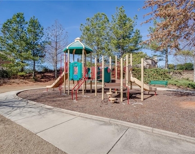 4612 Grandview Parkway - Photo Thumbnail 80