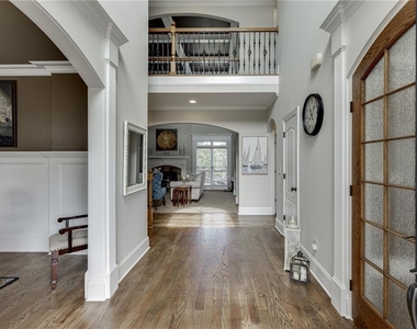 4612 Grandview Parkway - Photo Thumbnail 1