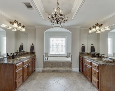 4612 Grandview Parkway - Photo Thumbnail 45
