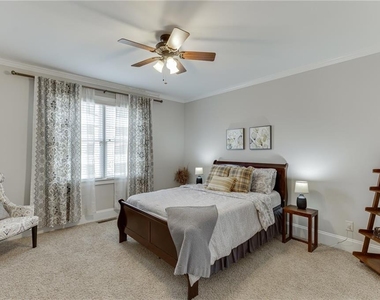 4612 Grandview Parkway - Photo Thumbnail 22