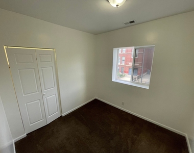 649 E Marquette Road - Photo Thumbnail 7