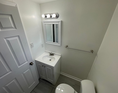 649 E Marquette Road - Photo Thumbnail 6