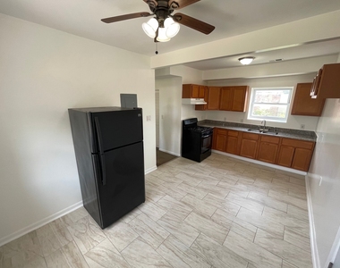 649 E Marquette Road - Photo Thumbnail 5