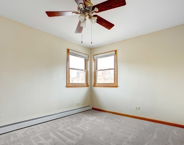 8444 W Gregory Street - Photo Thumbnail 5
