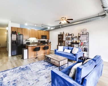 1200 W Monroe Street - Photo Thumbnail 4