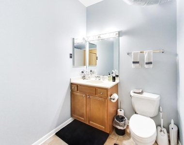 1200 W Monroe Street - Photo Thumbnail 7