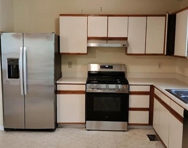 10630 Colony Glen Drive - Photo Thumbnail 5
