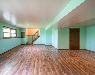 3516 Kings Lair Drive - Photo Thumbnail 23