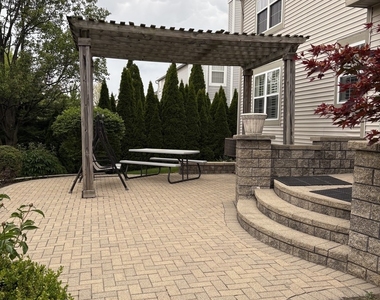 2912 Forest Creek Lane - Photo Thumbnail 22